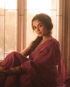 Teju Ashwini Sparks Social Media with 20 Stunning Photos