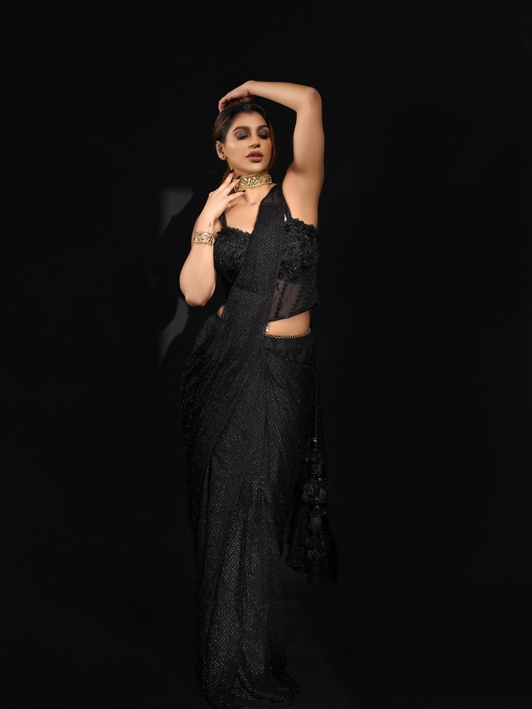 Yashika Aannand breaking the internet again with her Stunning Viral Photos