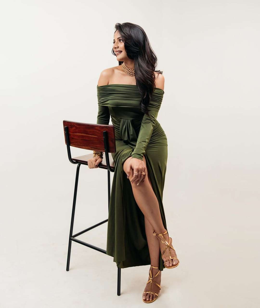 Aishwarya Dutta Stuns with Her Latest Photos