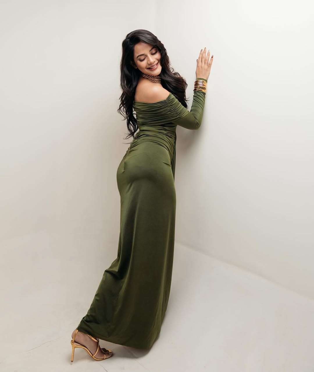 Aishwarya Dutta Stuns with Her Latest Photos