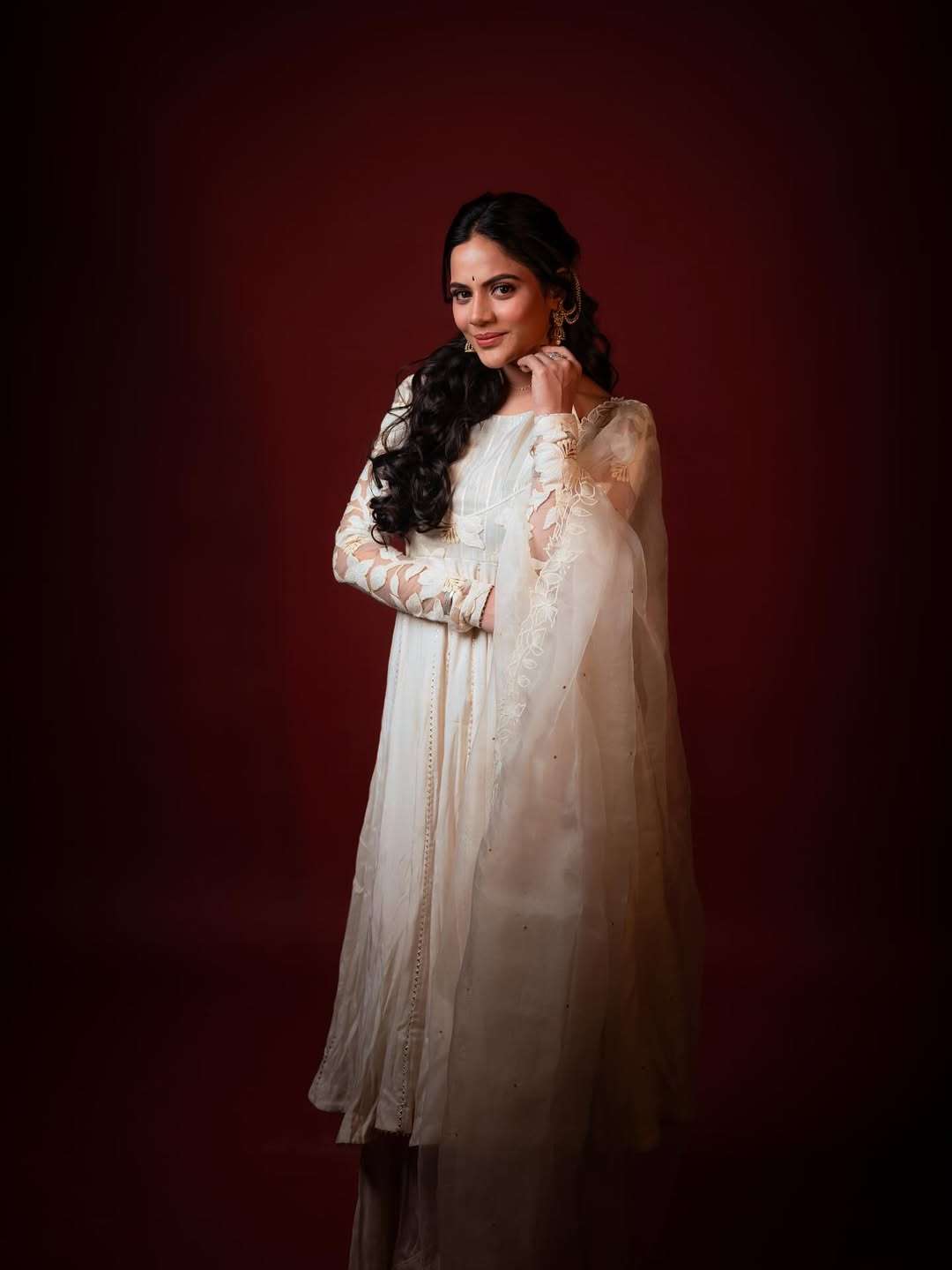 Aishwarya Dutta Stuns with Her Latest Photos