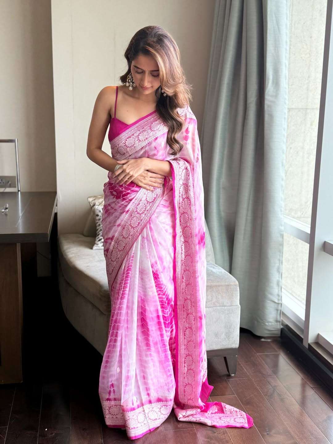 Ashika Ranganath Latest Glamour Elegant Photos Go Viral on Social Media