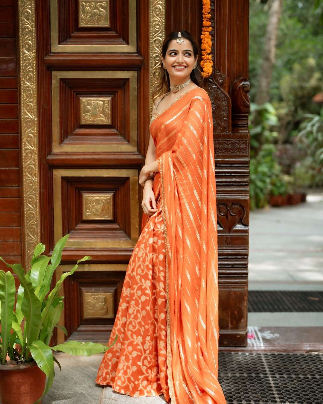 Ashika Ranganath Latest Glamour Elegant Photos Go Viral on Social Media
