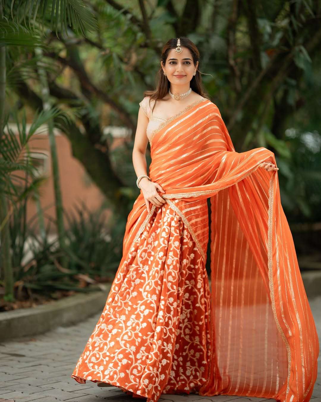 Ashika Ranganath Latest Glamour Elegant Photos Go Viral on Social Media