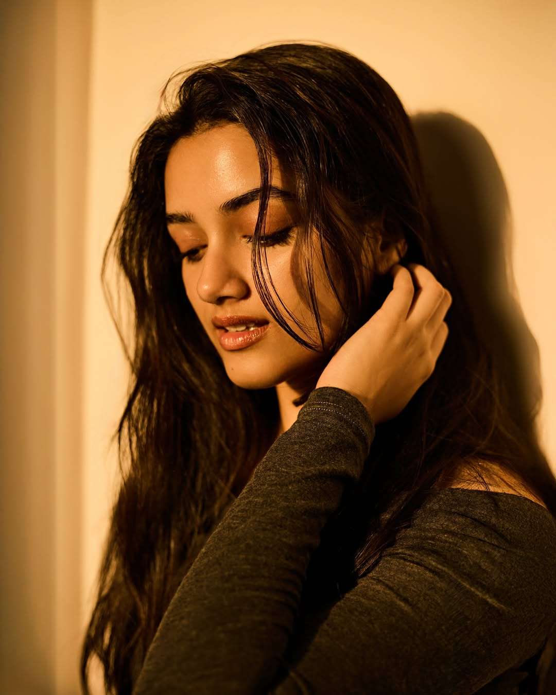 Kingdom Actress Bhagyashri Borse Turns Heads with Stunning Photos