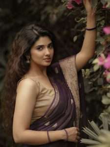 Pragya Nagra: The Stunning Malayalam Actress Going Viral with Her Latest Photos