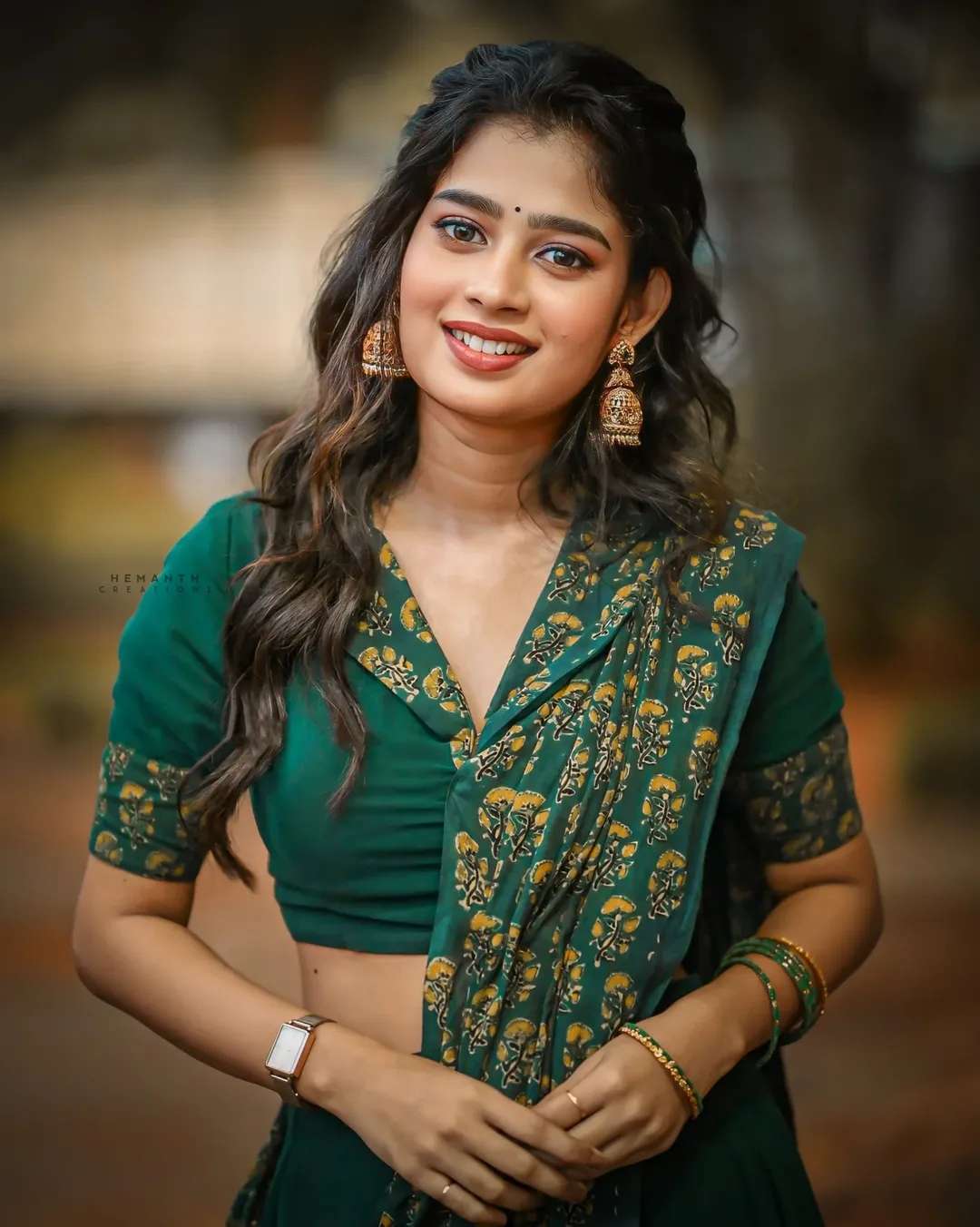 Janany Kunaseelan Stuns in Latest Photoshoot | Leo Actress Glows