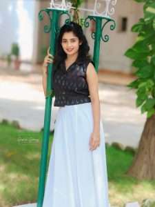 Janany Kunaseelan Stuns in Latest Photoshoot | Leo Actress Glows