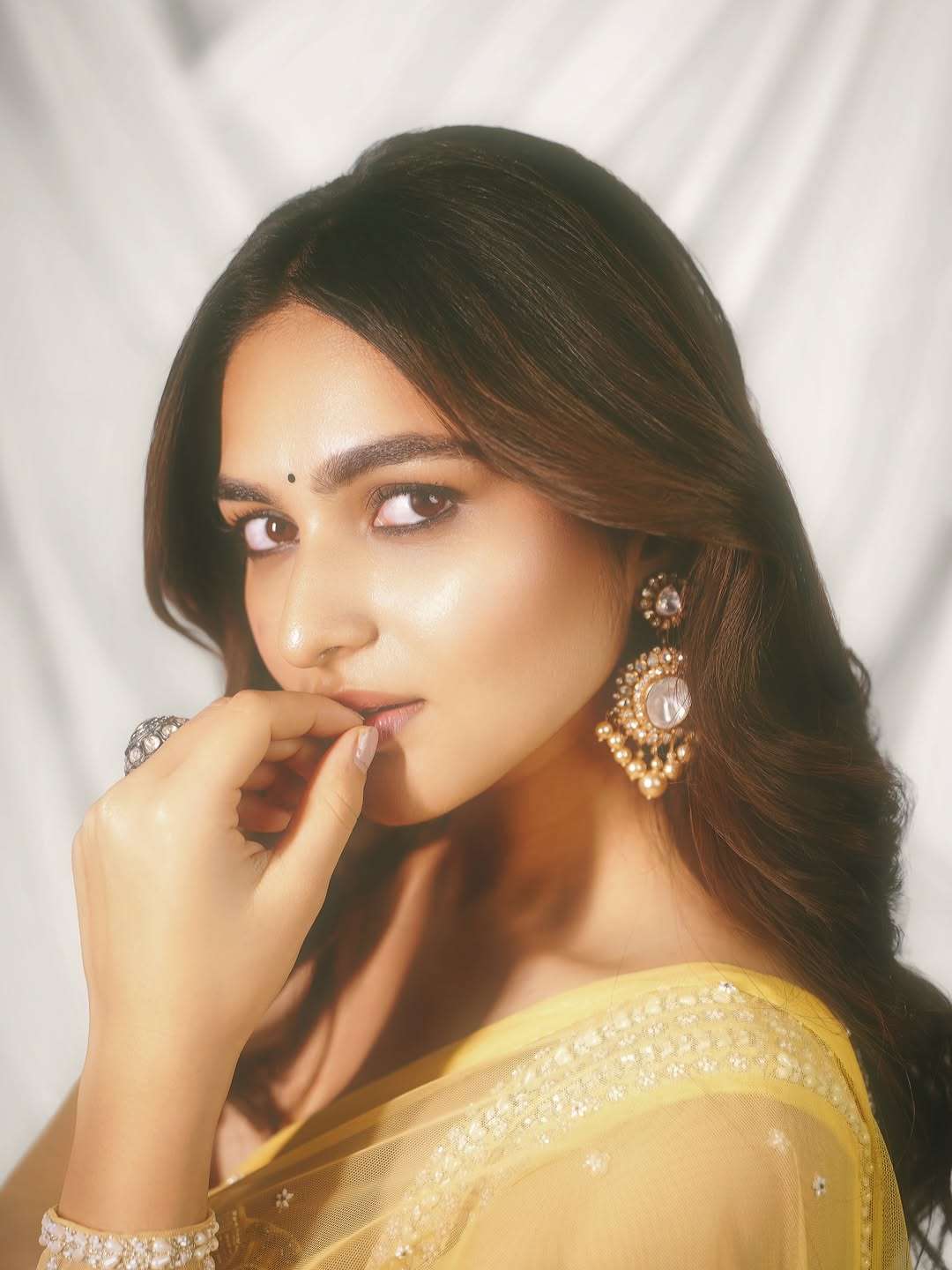 Kayadu Lohar Stuns the Internet with Her Latest Photos