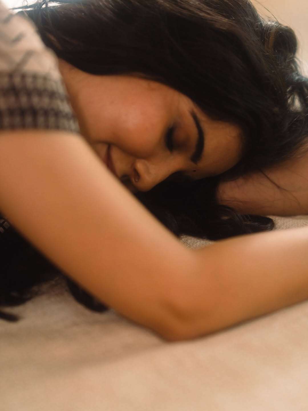 Madhuri Jain Mind Blowing Photos Go Viral on all social media platform