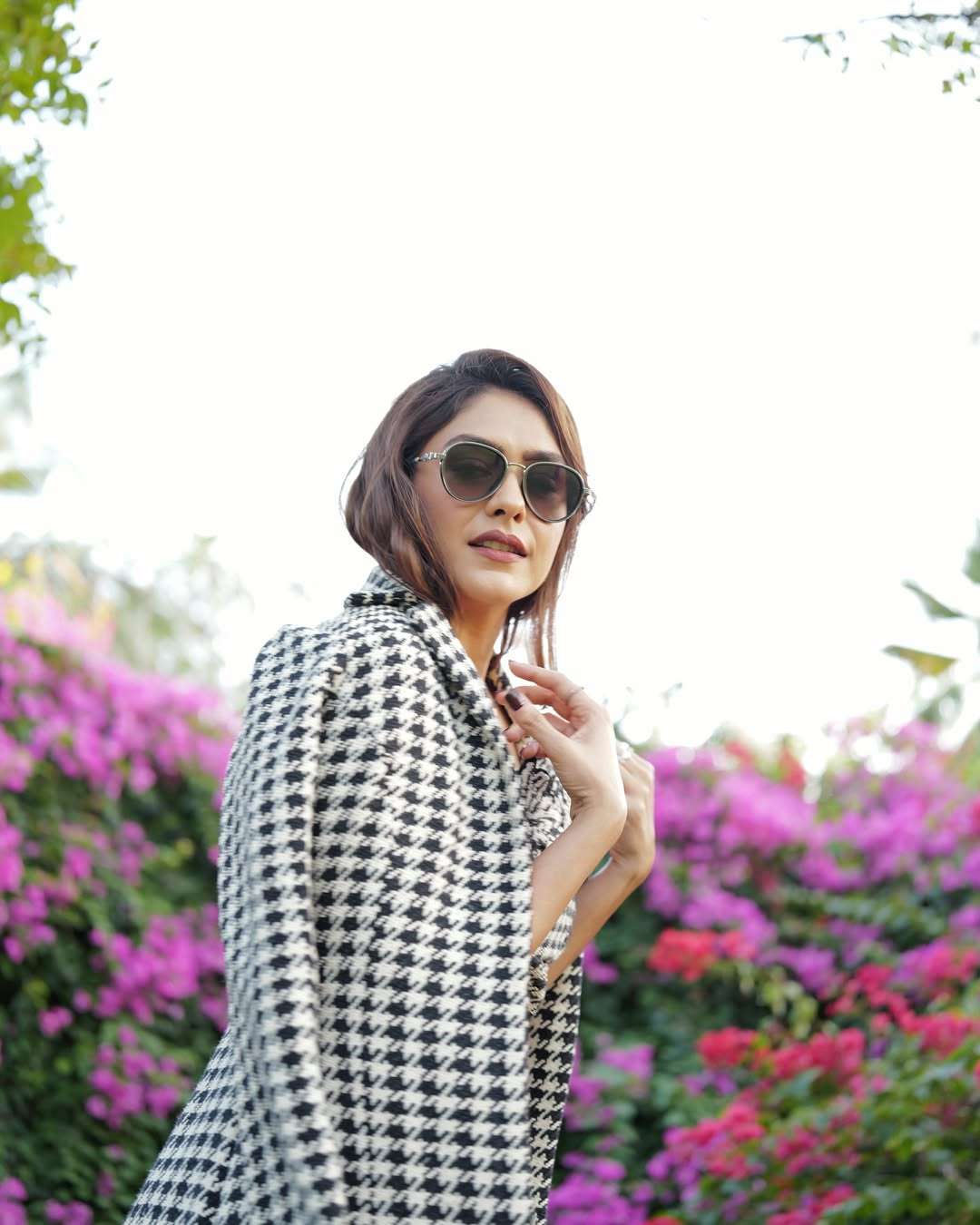 Mrunal Thakur Magical Photos Set Trends on Internet