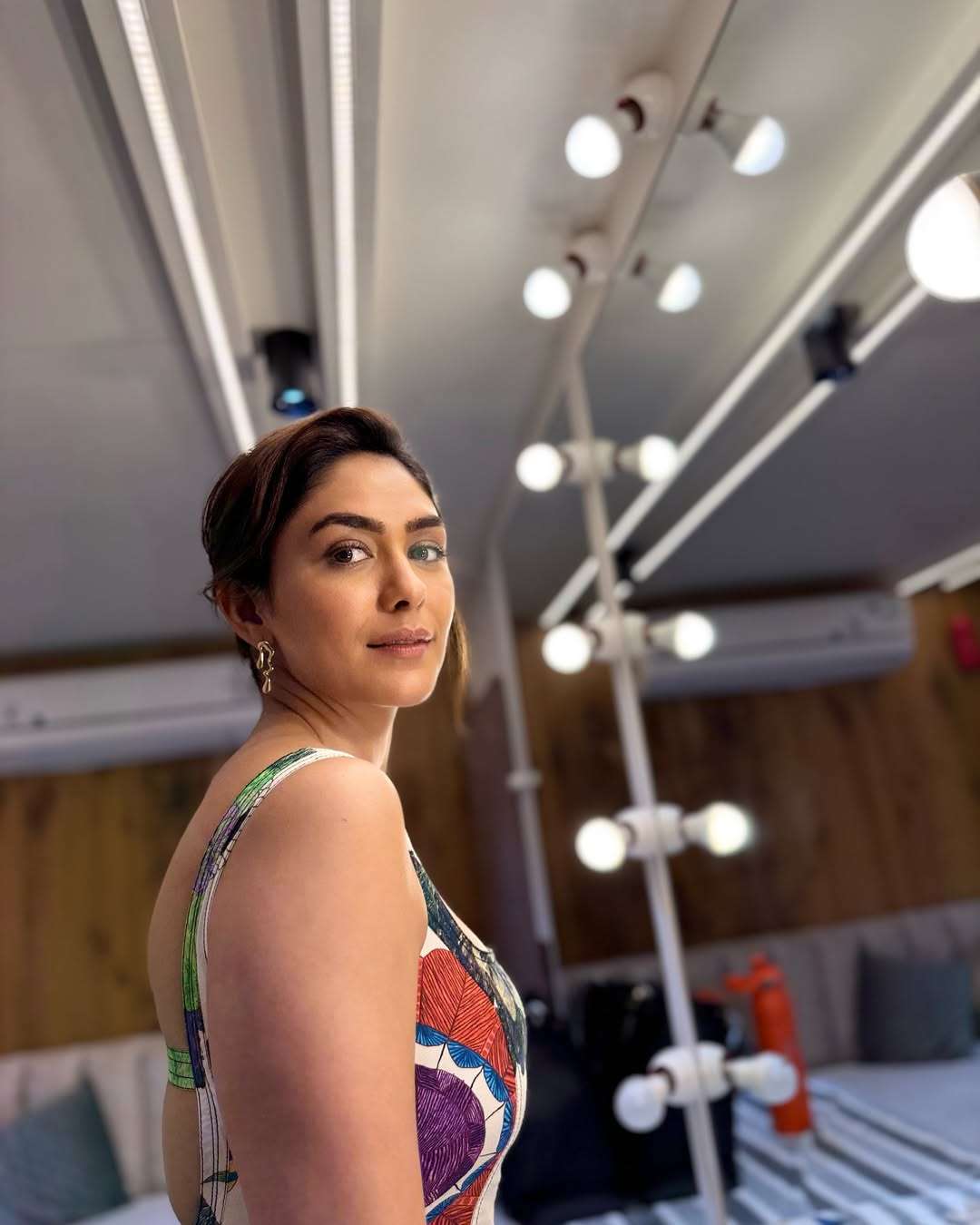 Mrunal Thakur Magical Photos Set Trends on Internet