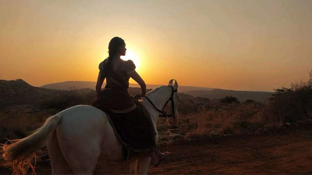 Mrunal Thakur Magical Photos Set Trends on Internet