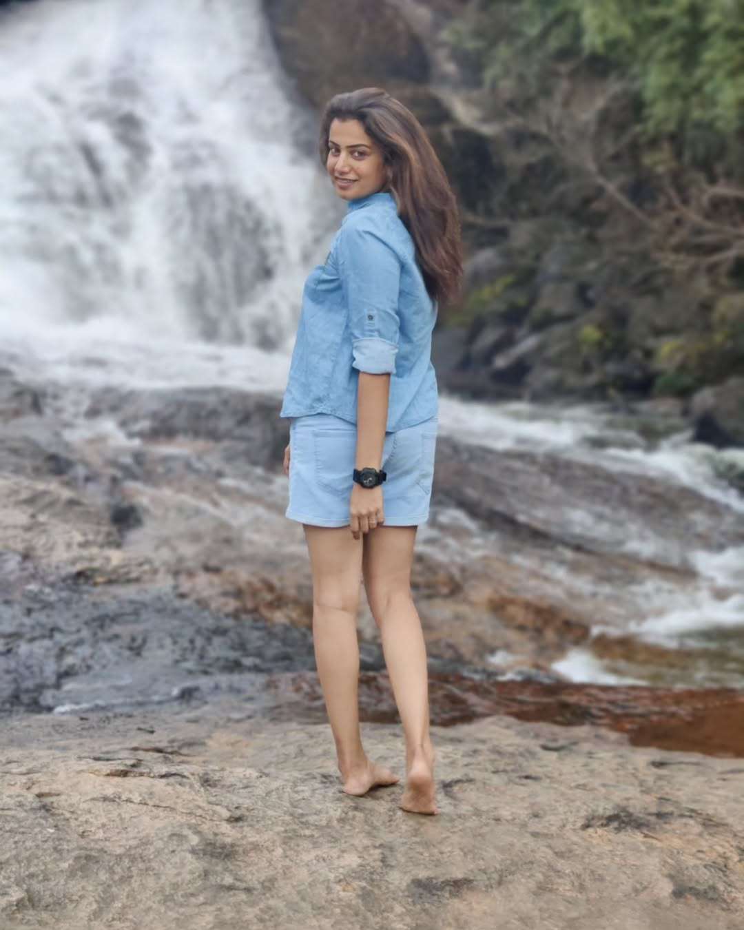 TV Serial Actress Parvathy Venkitaramanan Stuns Fans with Latest Photos