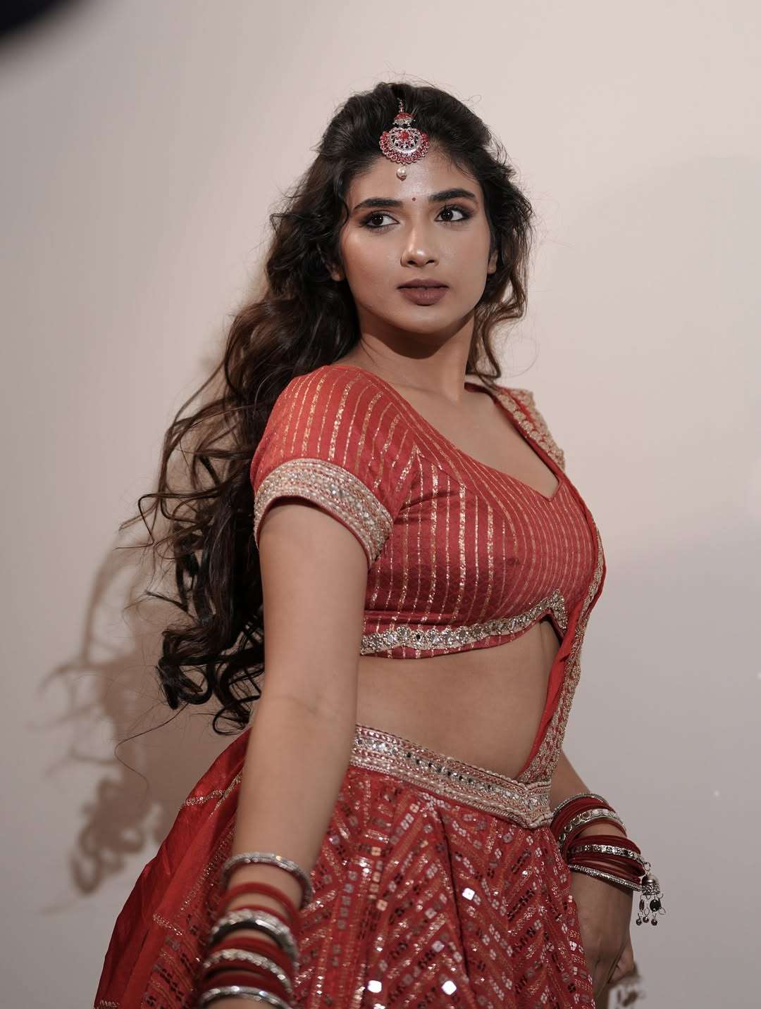 Pragya Nagra: The Stunning Malayalam Actress Going Viral with Her Latest Photos