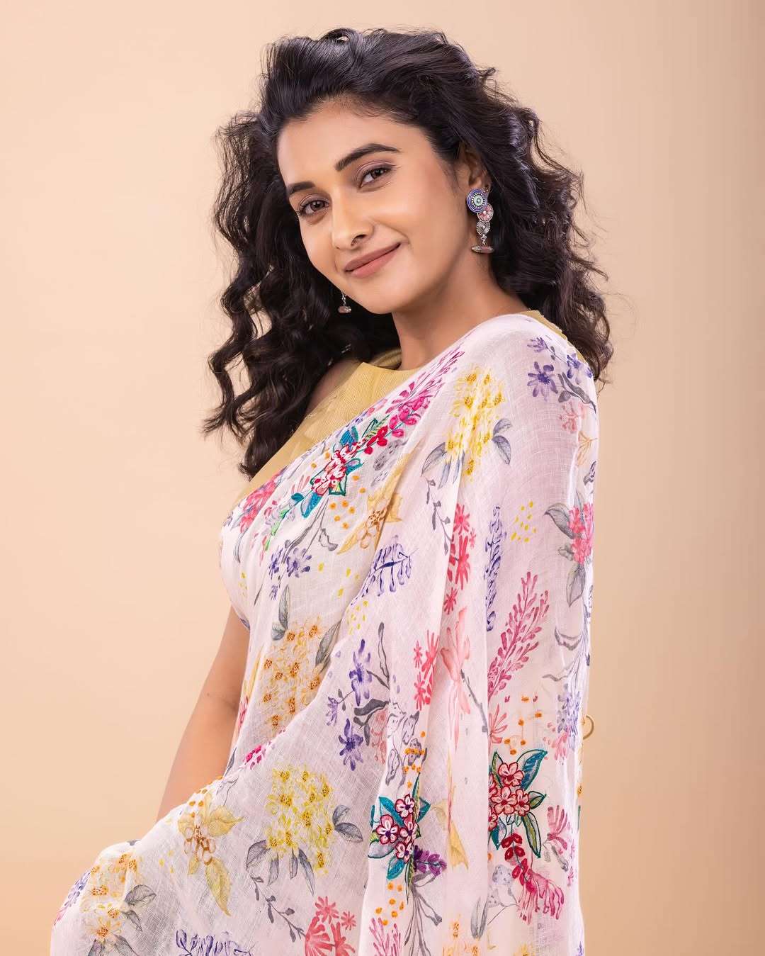 Priya Bhavani Shankar Mesmerizing Photos Take Over the Internet