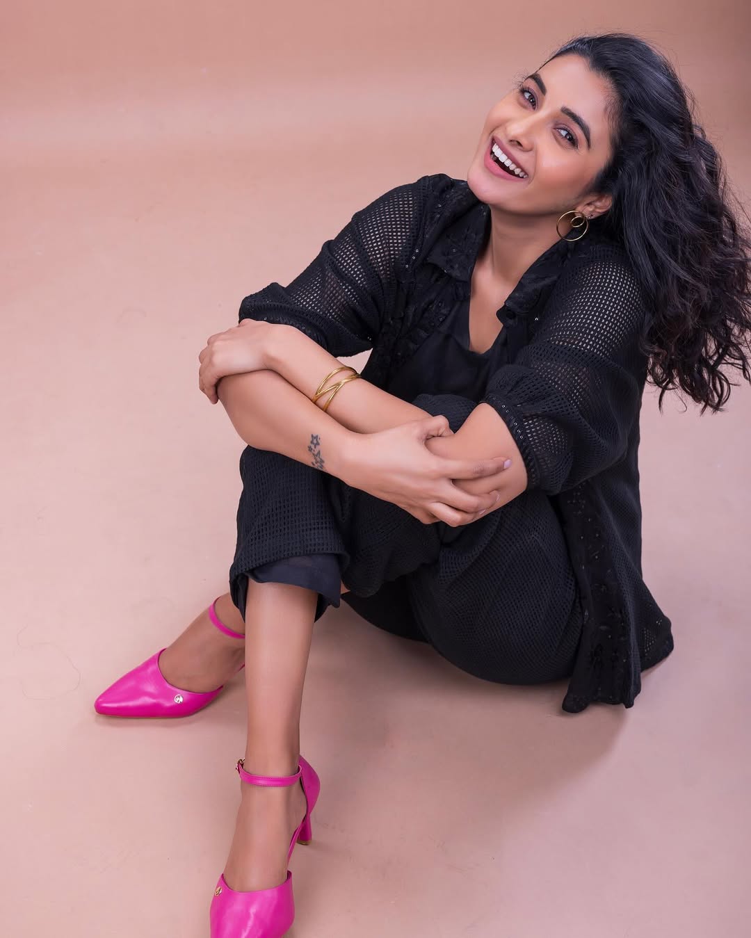 Priya Bhavani Shankar Mesmerizing Photos Take Over the Internet