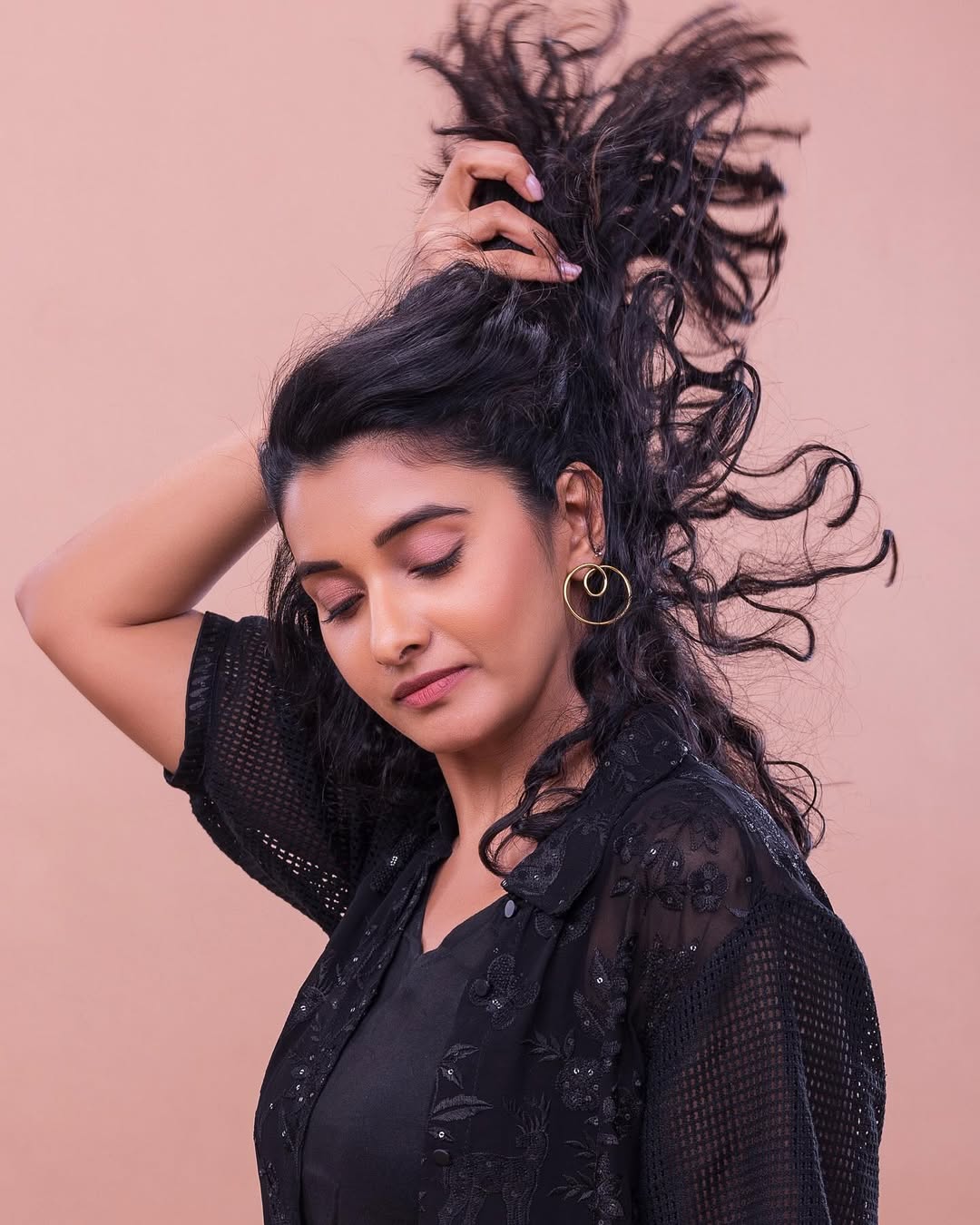 Priya Bhavani Shankar Mesmerizing Photos Take Over the Internet