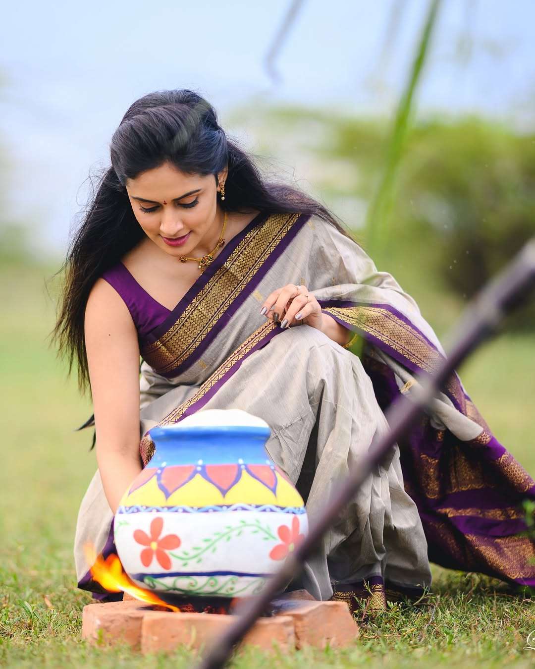 Trending Movie Actress Priyalaya grabs Kollywood fans Attention on Internet