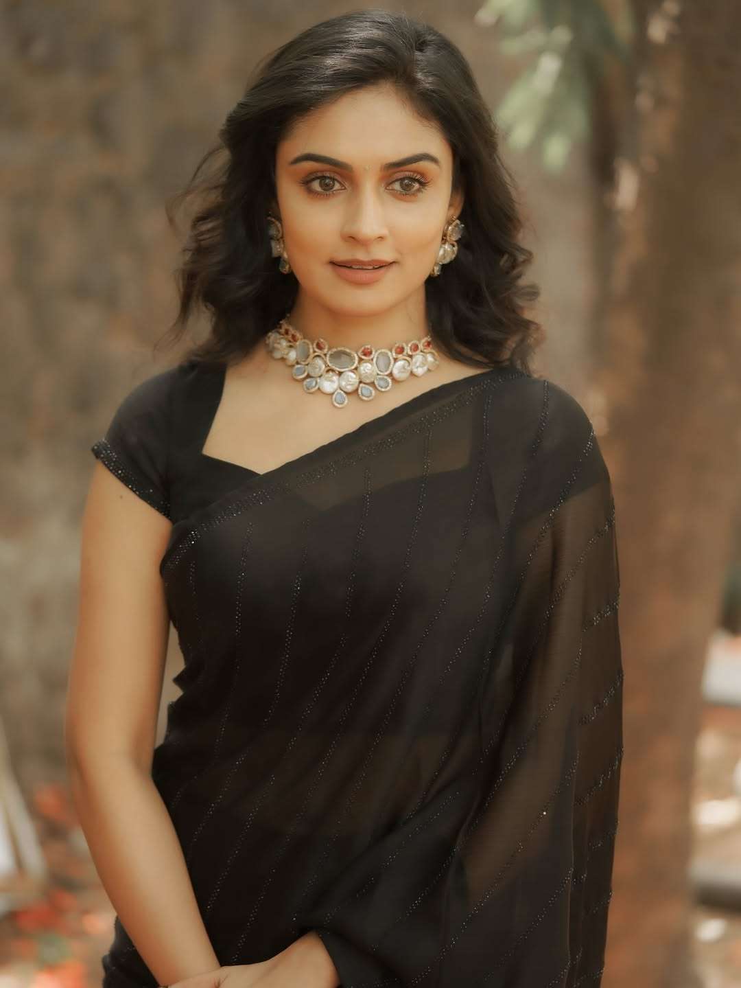 Trending Movie Actress Priyalaya grabs Kollywood fans Attention on Internet