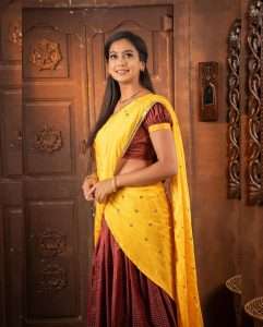 Swathi Konde shines in Her Latest Traditional Photoshoot