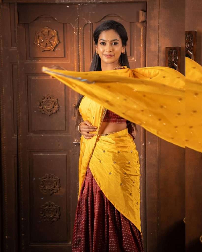 Swathi Konde shines in Her Latest Traditional Photoshoot