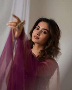 Teju Ashwini Debuts as Lead Heroine in G.V. Prakash’s Blackmail