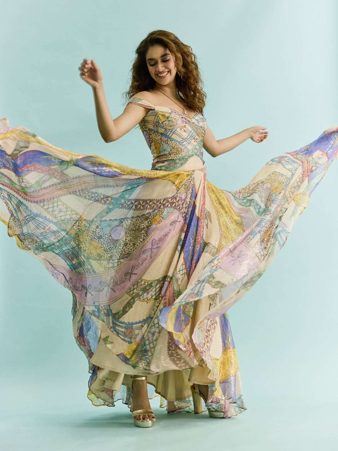 Keerthy Suresh Stunning Latest Photos Grabs Fans Attention on Online