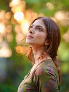 Malavika Mohanan Latest Photos Go Viral