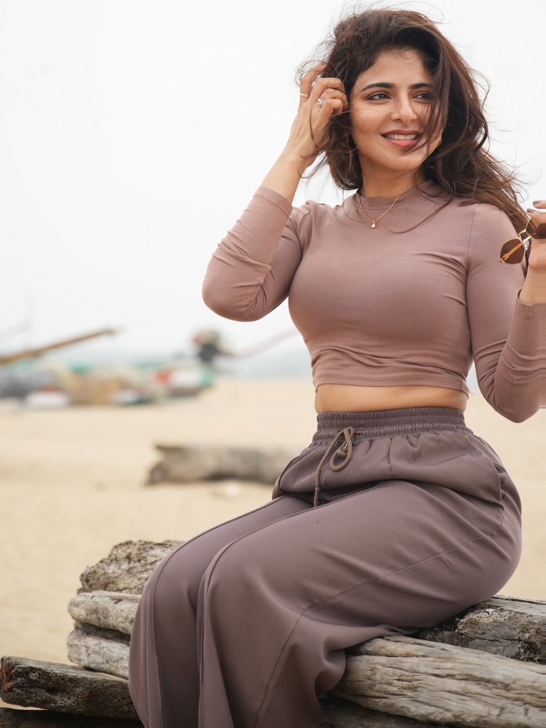 Iswarya Menon Latest Viral Photos 2026