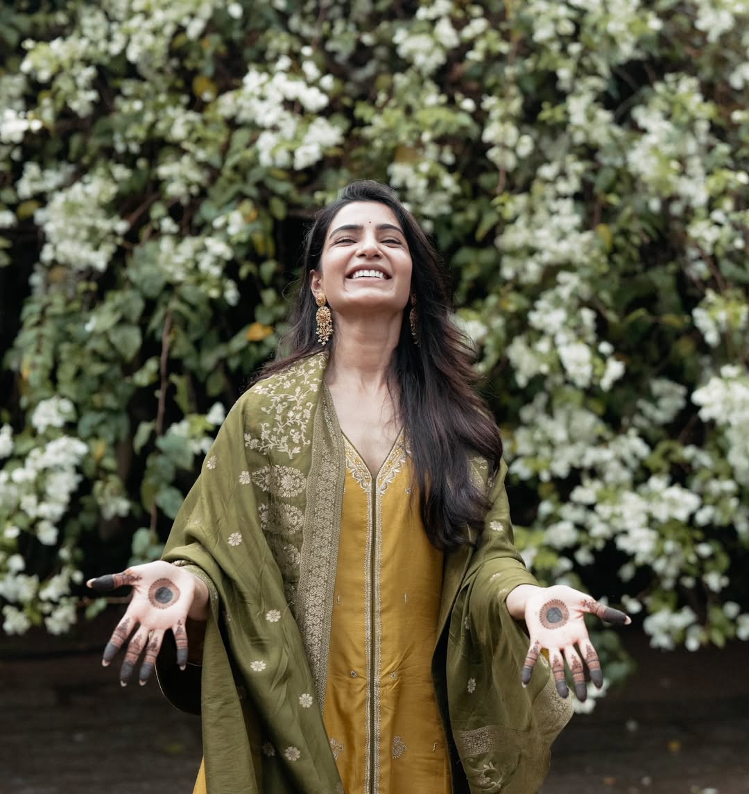 Samantha Ruth Prabhu Stuns Fans With Her Latest Gorgeous Photos