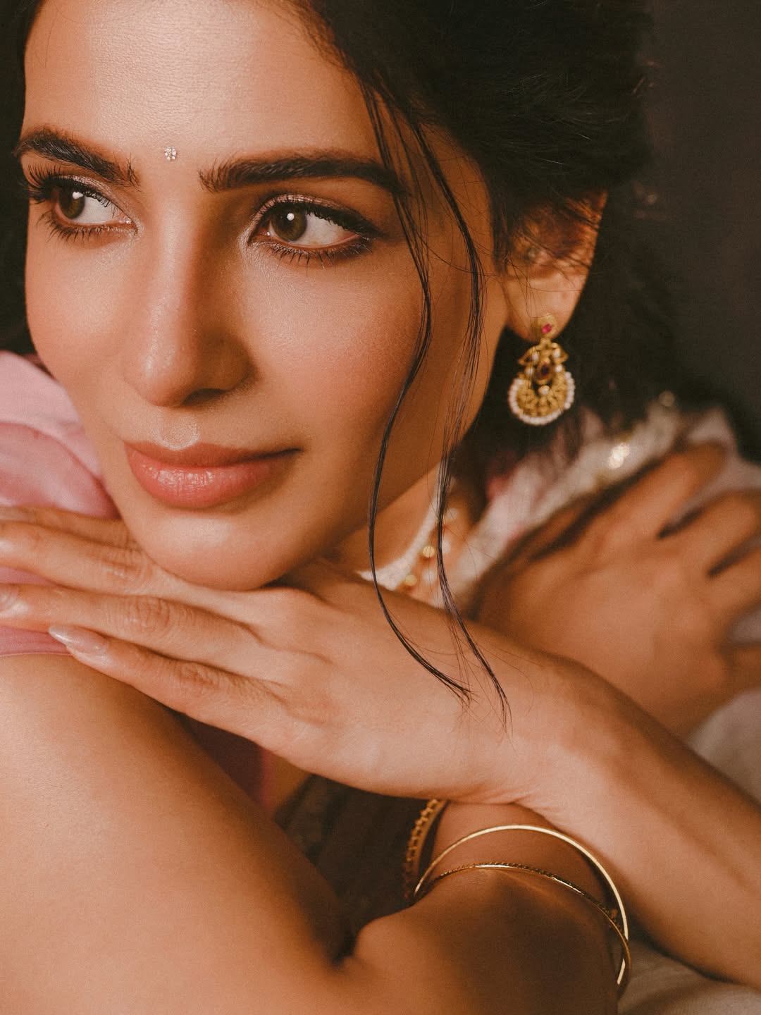 Samantha Ruth Prabhu Stuns Fans With Her Latest Gorgeous Photos